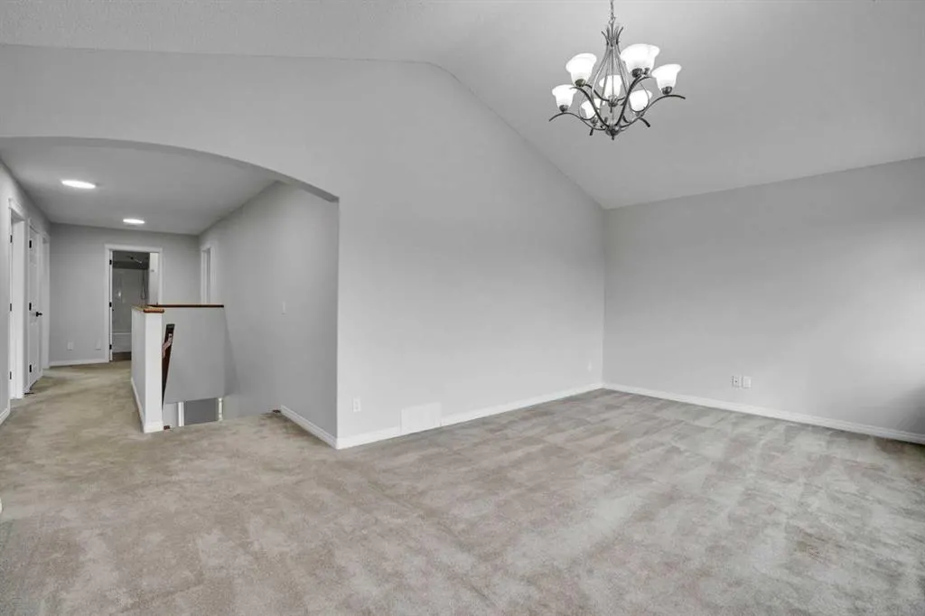 152 Hawkmere Close