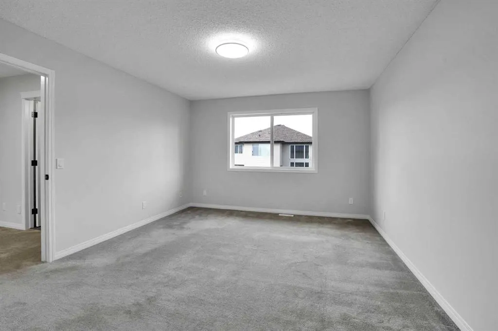 152 Hawkmere Close