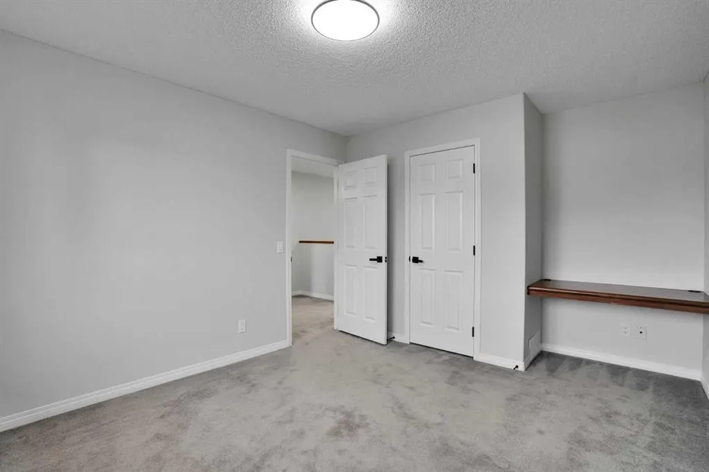 152 Hawkmere Close