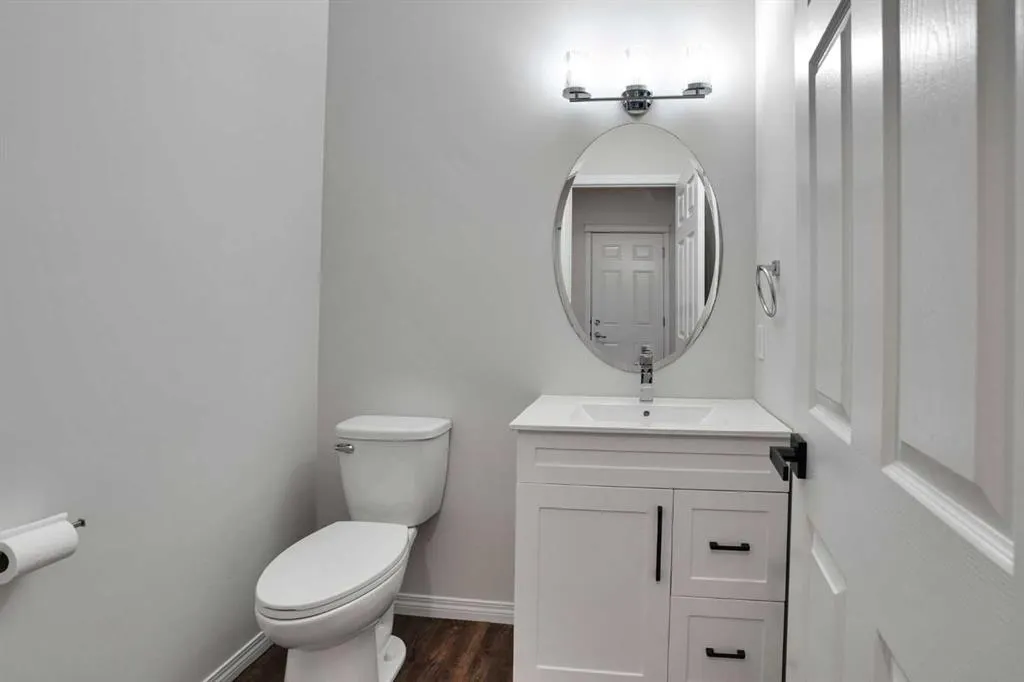 152 Hawkmere Close