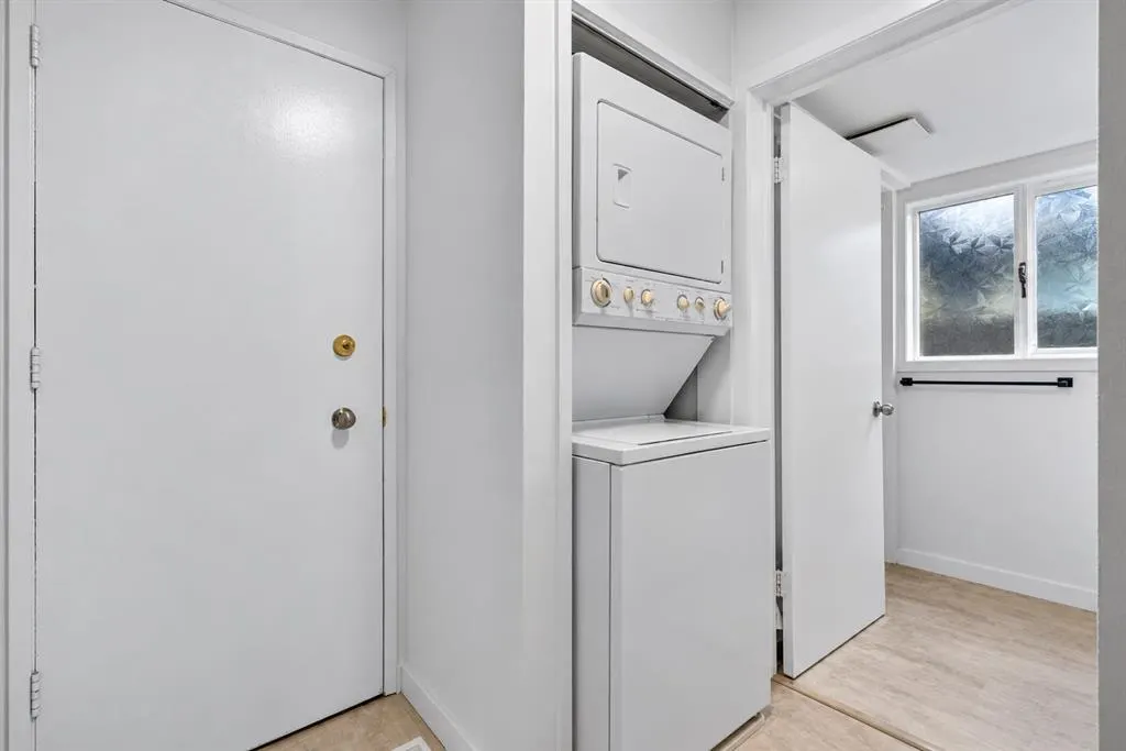52 Cedargrove Way SW