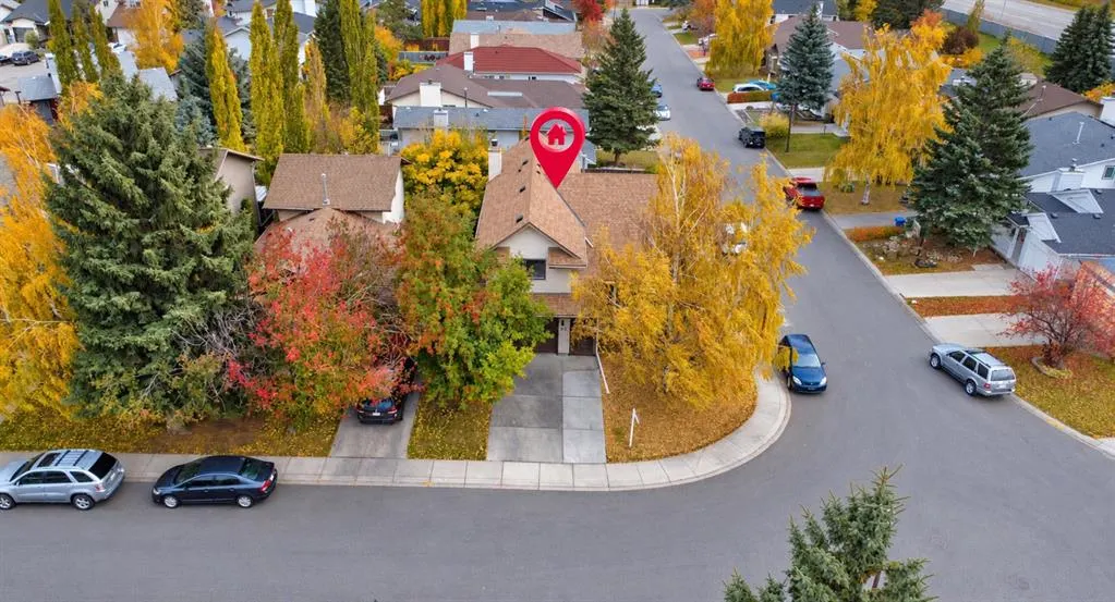 52 Cedargrove Way SW