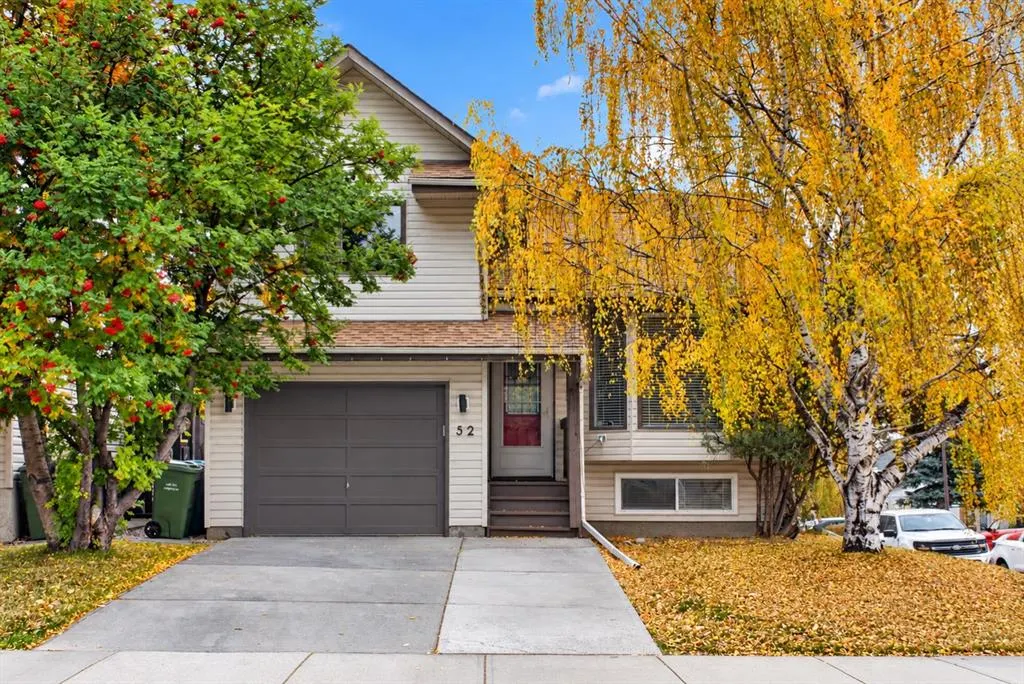 52 Cedargrove Way SW