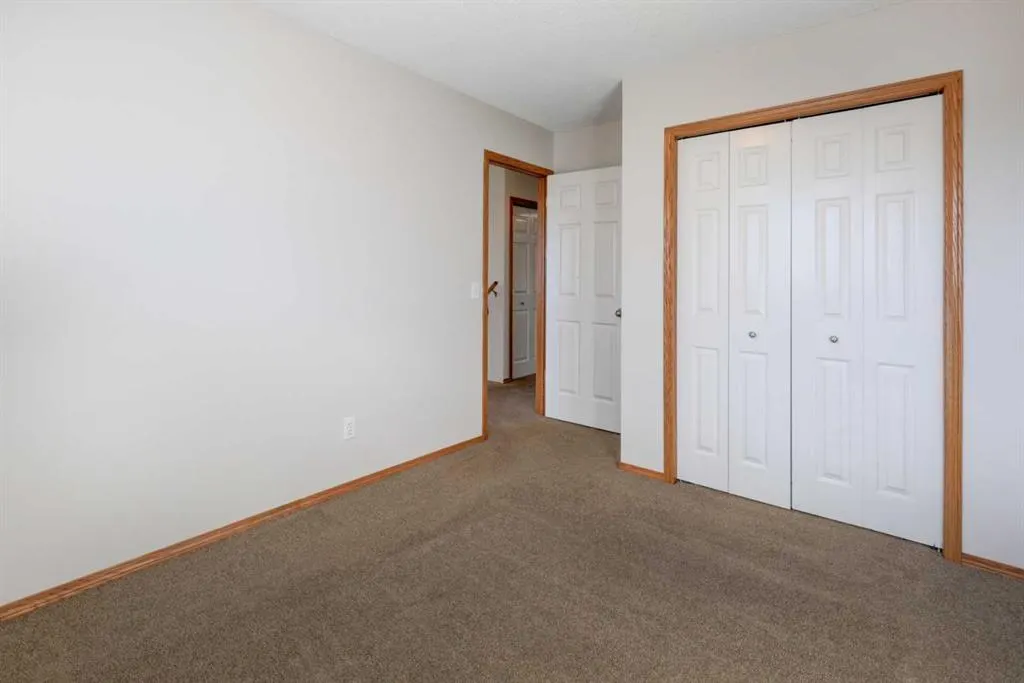 28 Woodside Circle NW