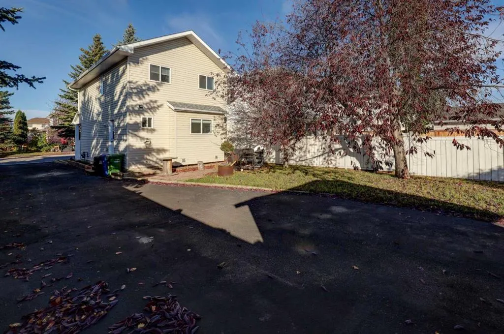 28 Woodside Circle NW