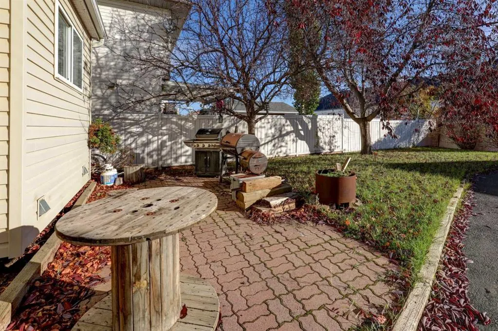 28 Woodside Circle NW