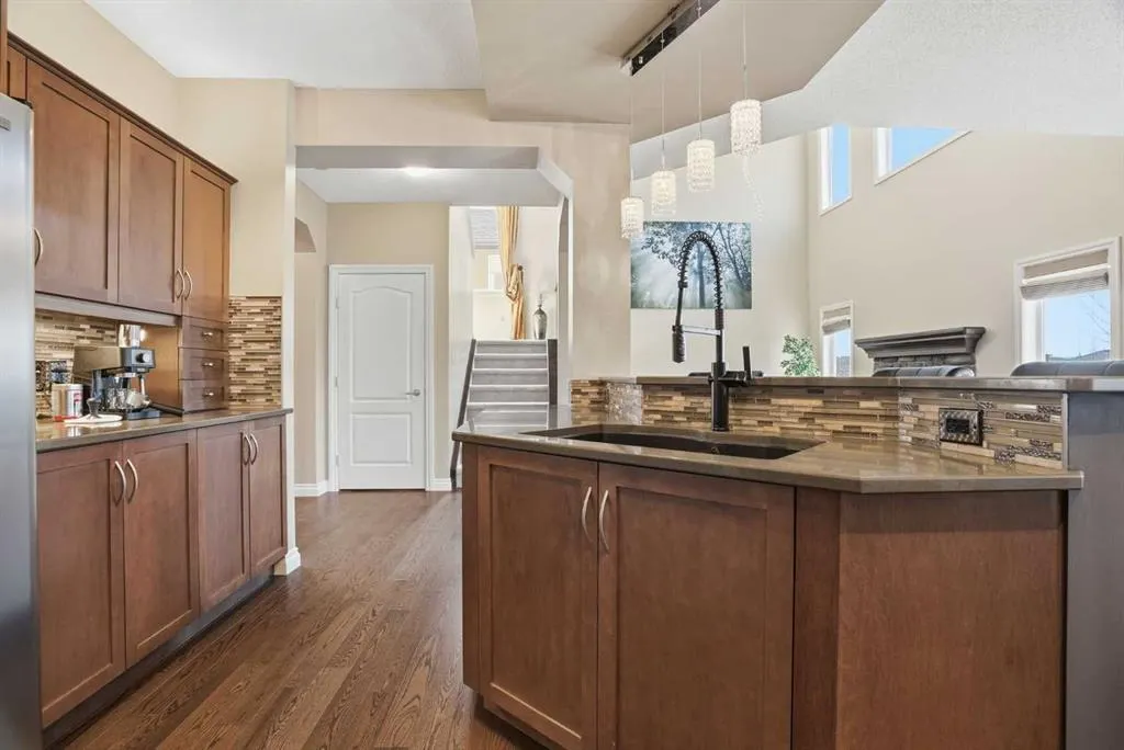 133 Aspen Stone Road SW