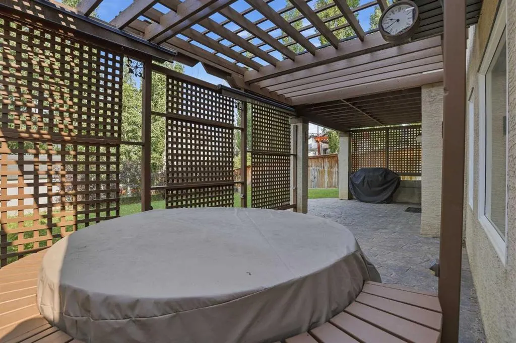 133 Aspen Stone Road SW