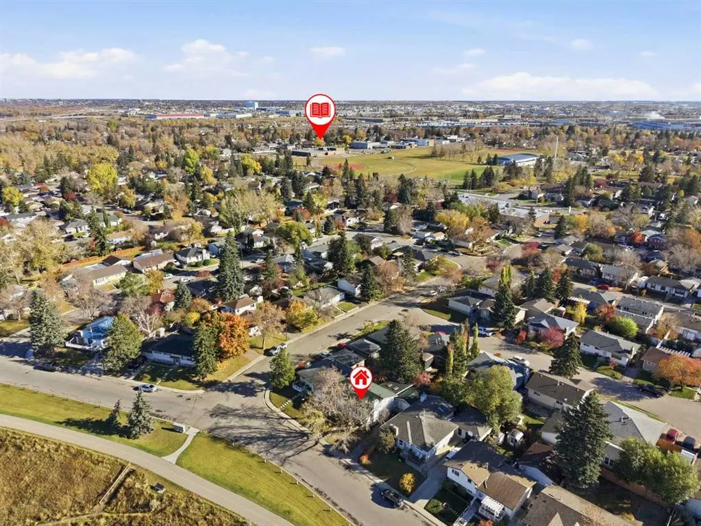 556 Lysander Drive SE