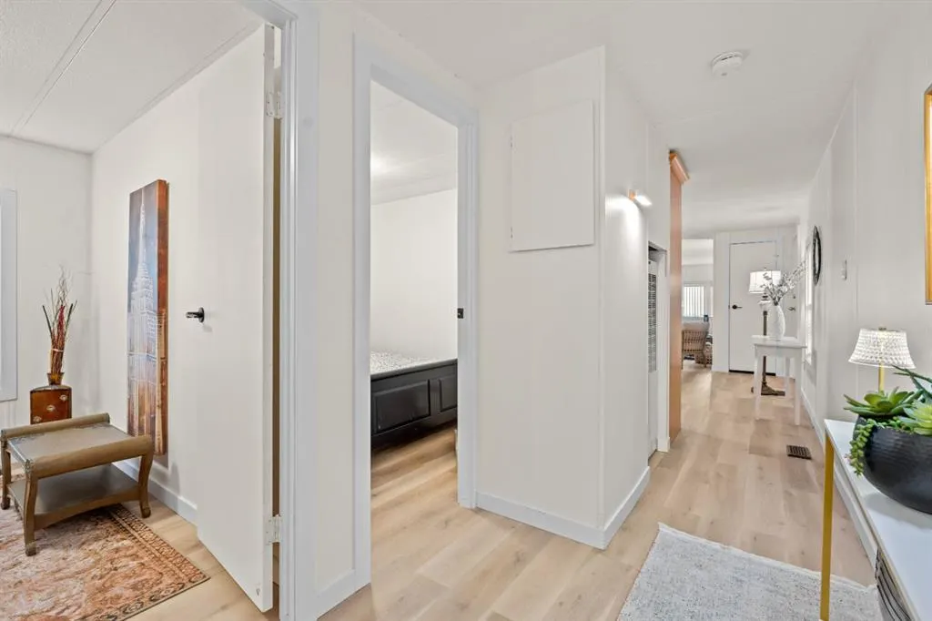 6724 17 Avenue SE #40