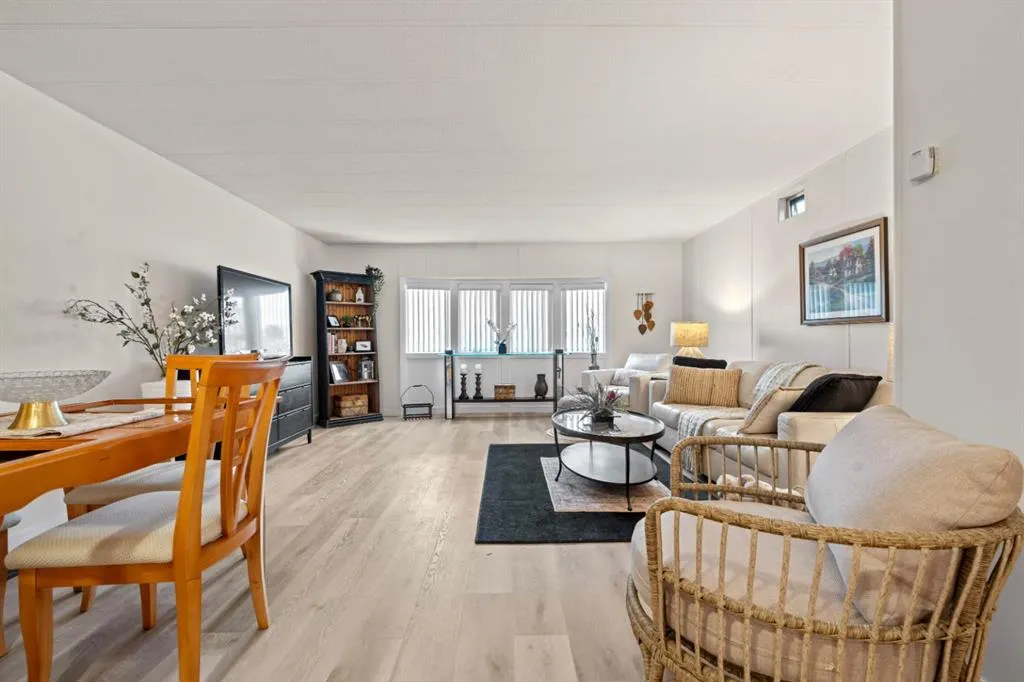 6724 17 Avenue SE #40