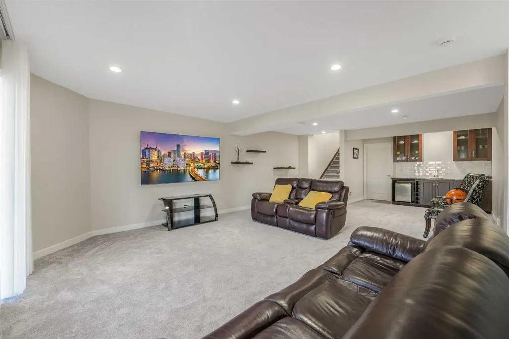 44 Legacy Cove SE