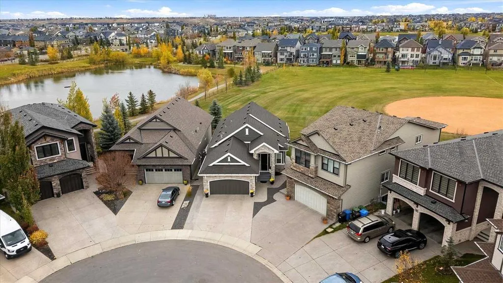 44 Legacy Cove SE