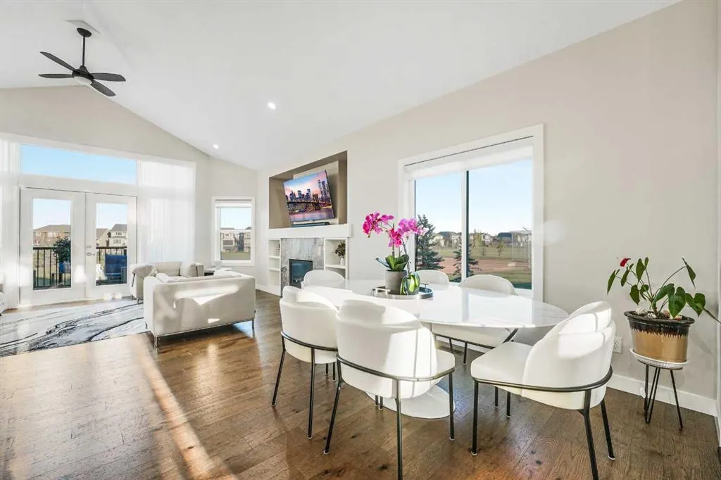 44 Legacy Cove SE