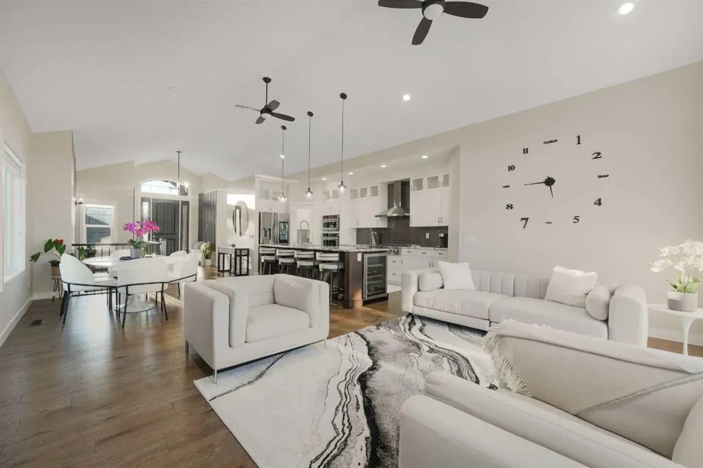 44 Legacy Cove SE