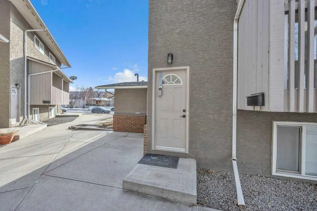 8112 36 Avenue NW #1