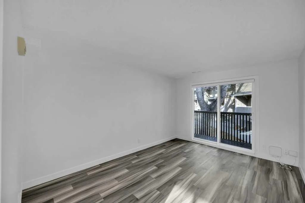 8112 36 Avenue NW #1