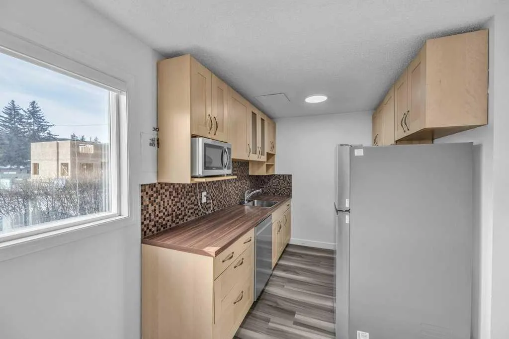 8112 36 Avenue NW #1