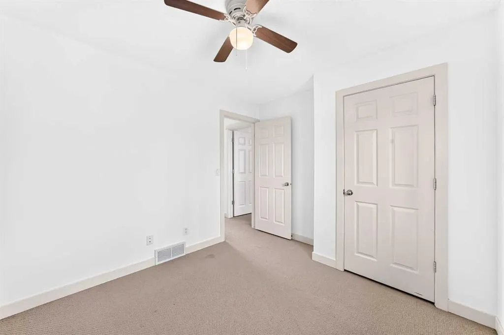 210 Brightonstone Green SE