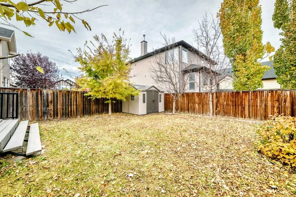 210 Brightonstone Green SE