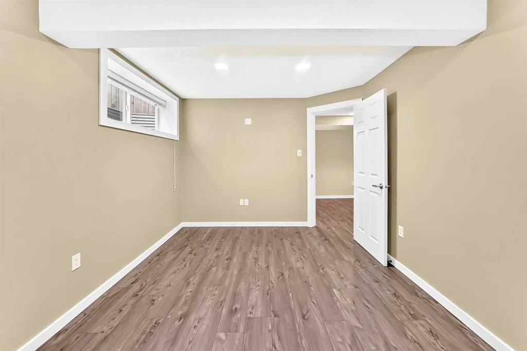 210 Brightonstone Green SE