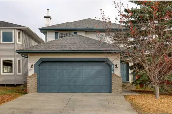 826 Coventry Drive NE