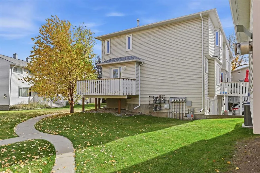 225 Killarney Glen Court SW