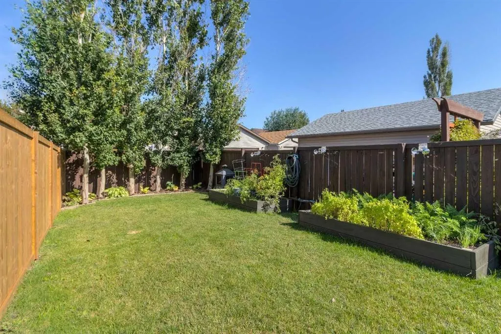 159 Grand River Boulevard W