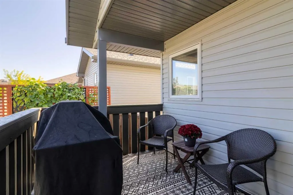 159 Grand River Boulevard W