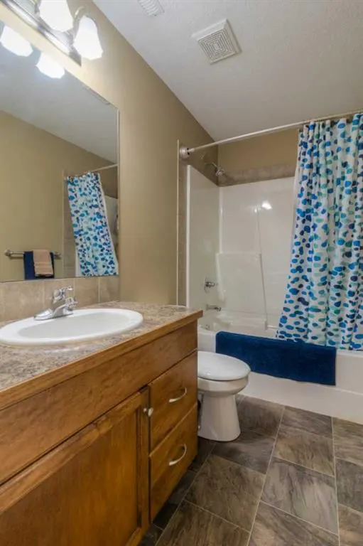 159 Grand River Boulevard W