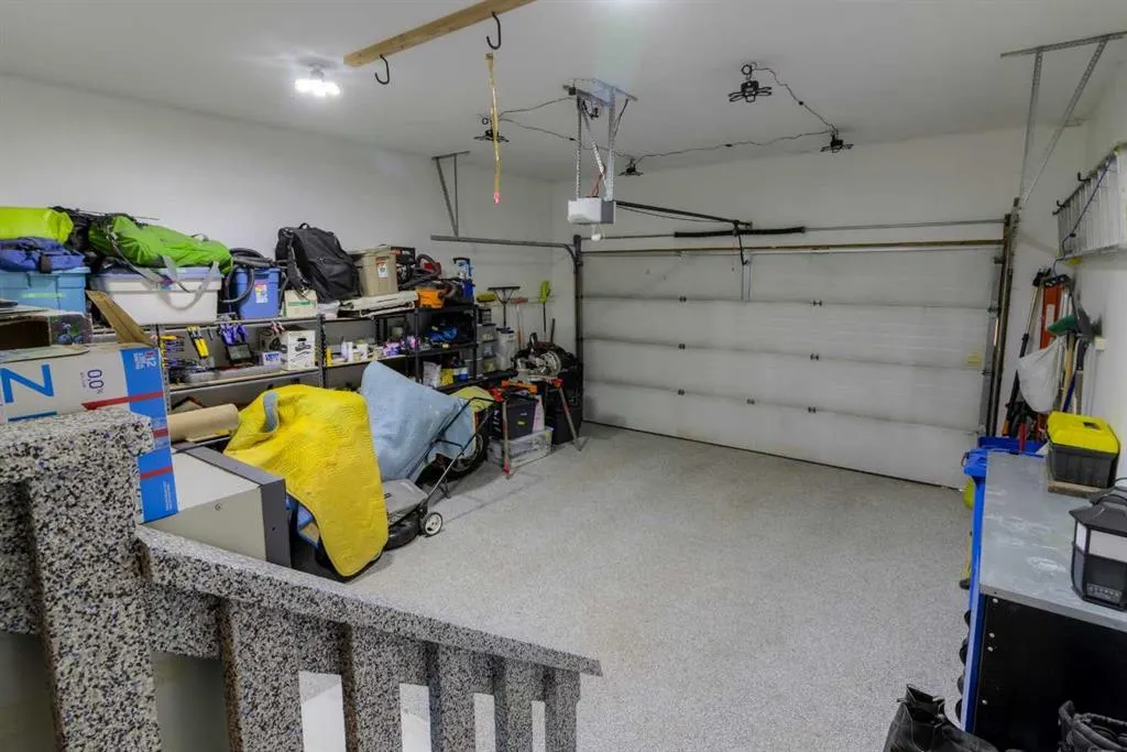 159 Grand River Boulevard W