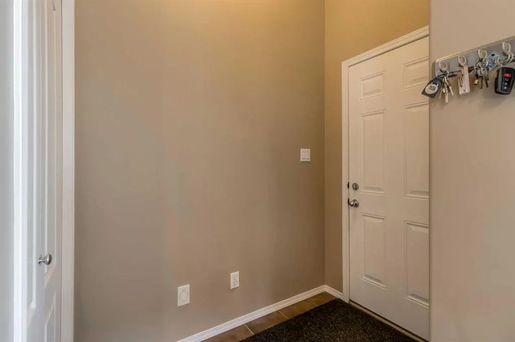 159 Grand River Boulevard W