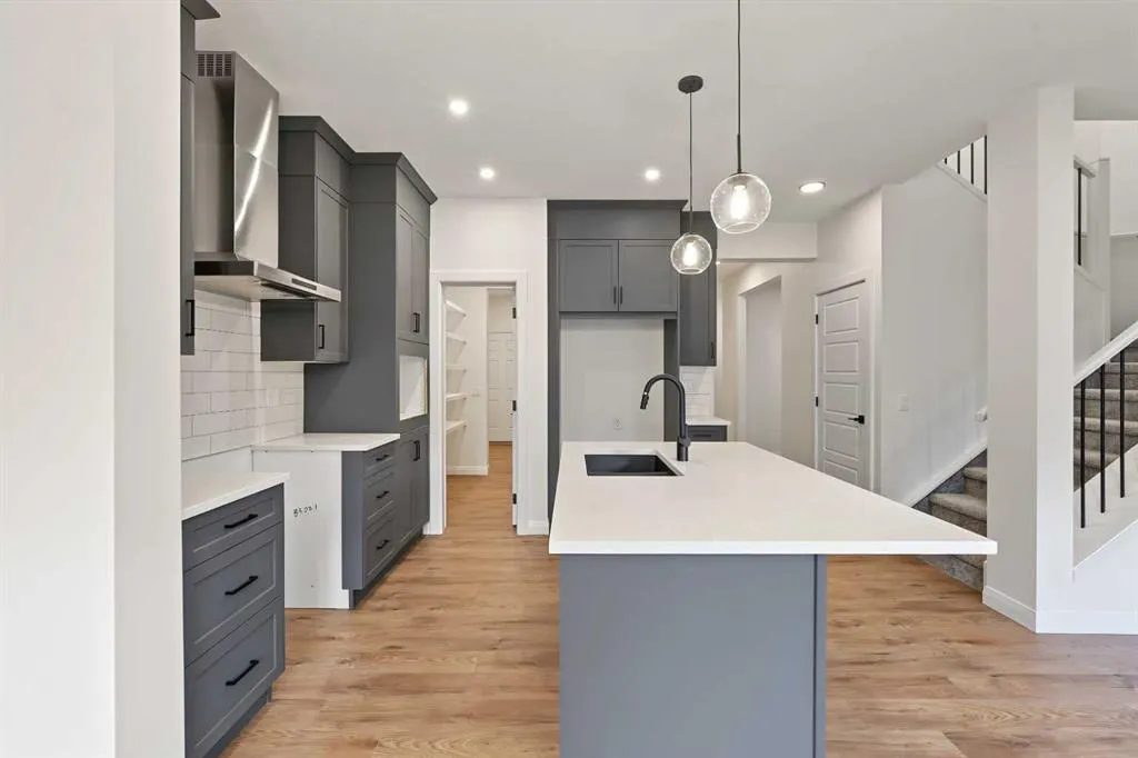 95 Dawson Wharf Mount