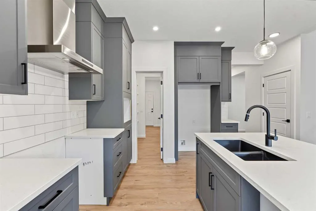 95 Dawson Wharf Mount