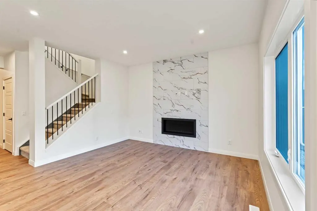 95 Dawson Wharf Mount