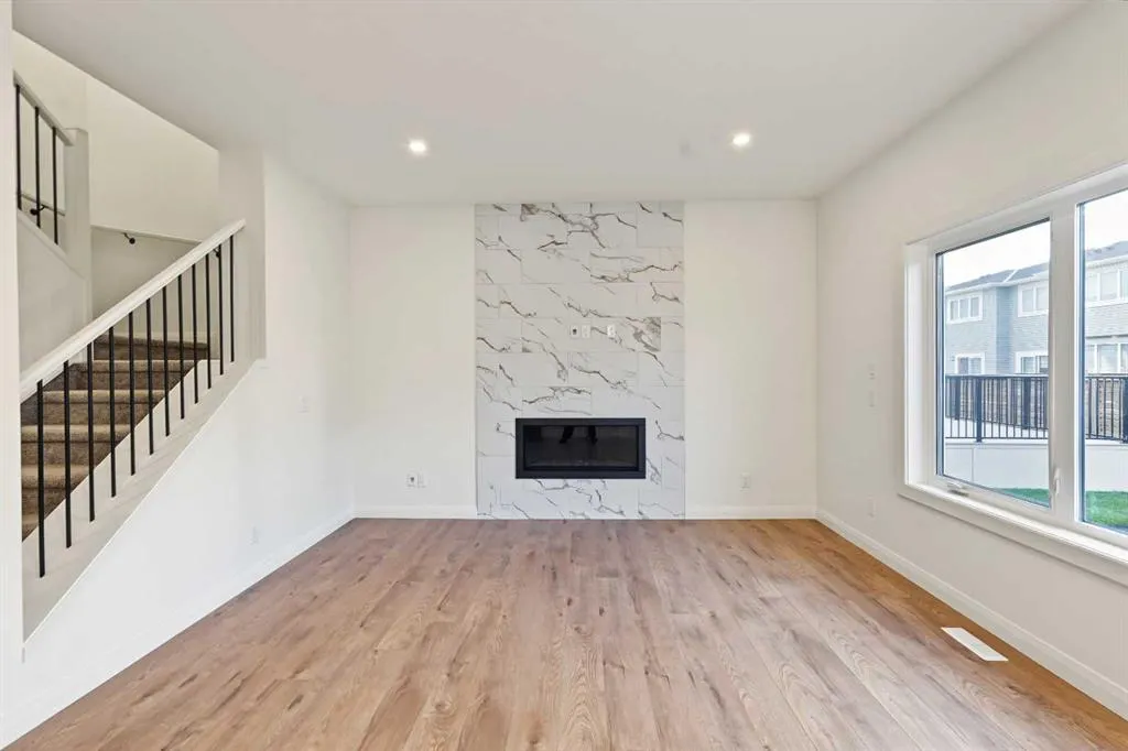 95 Dawson Wharf Mount