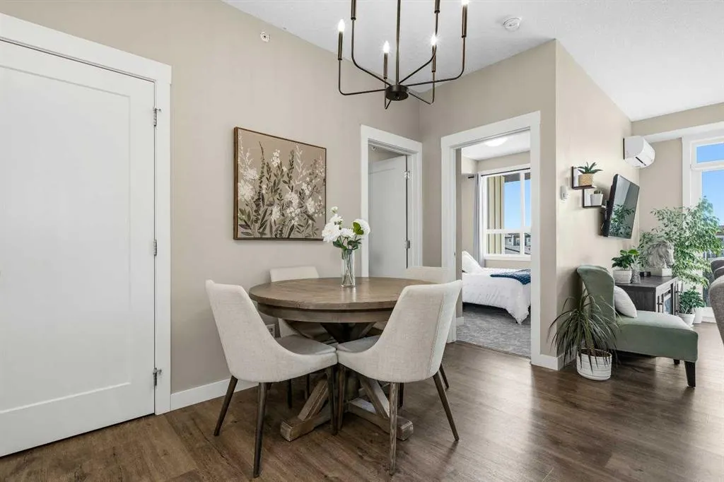10 Walgrove Walk SE #412