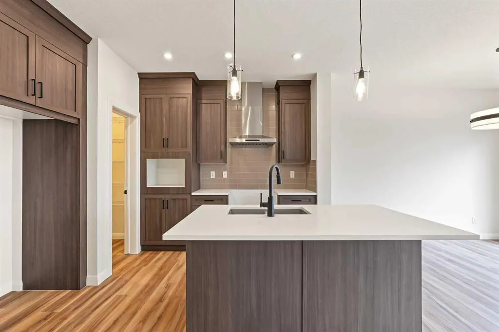 72 Dawson Wharf Mount