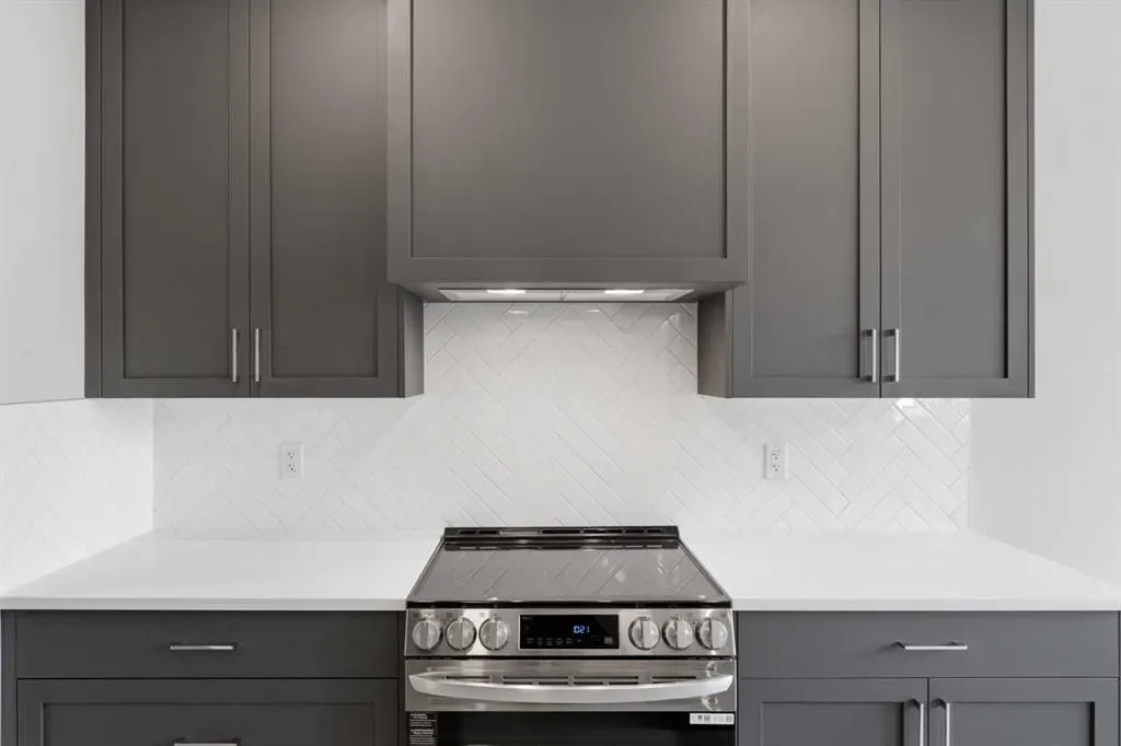 201 Cooperswood Green SW #603