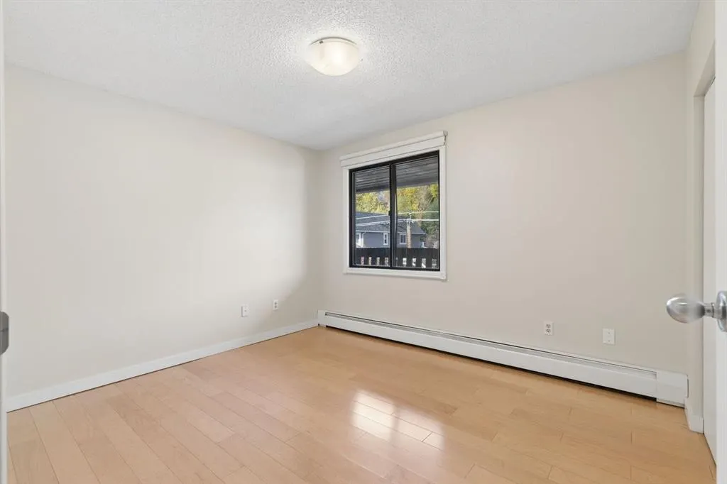 618 2 Avenue NW #405
