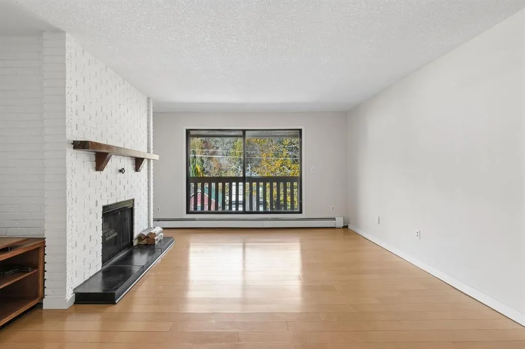 618 2 Avenue NW #405