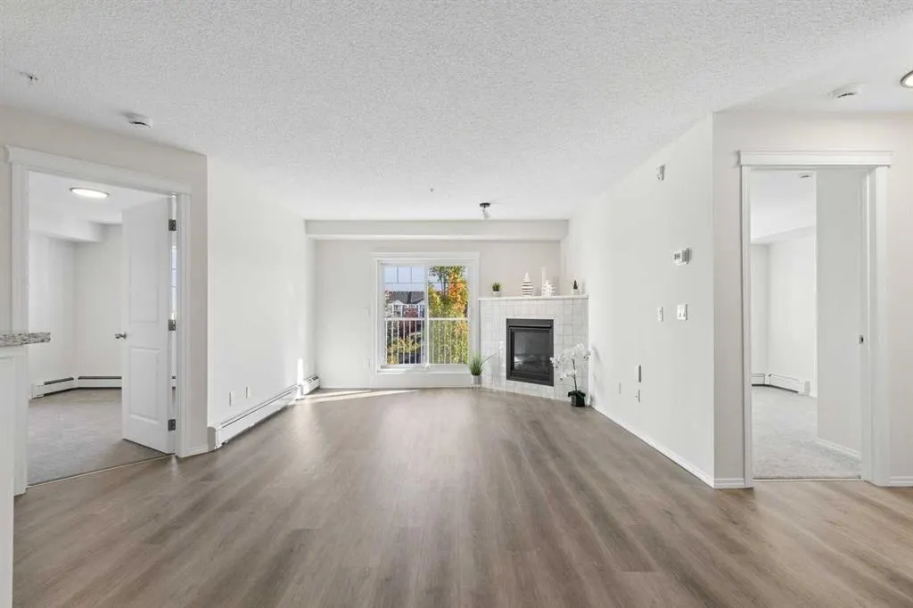 115 Prestwick Villas SE #1304