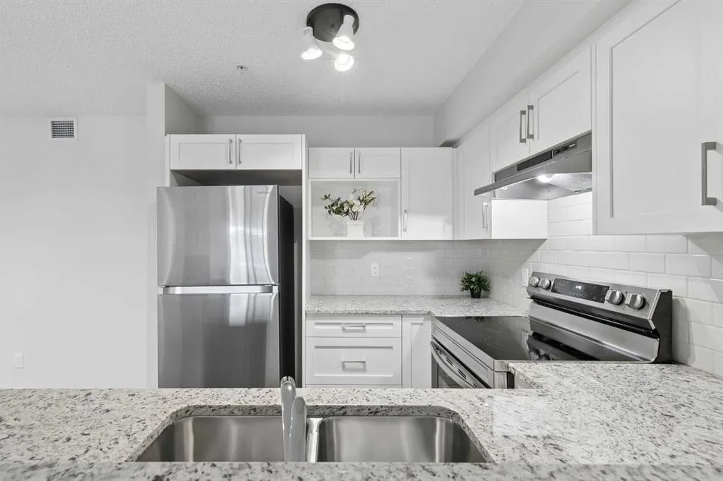 115 Prestwick Villas SE #1304