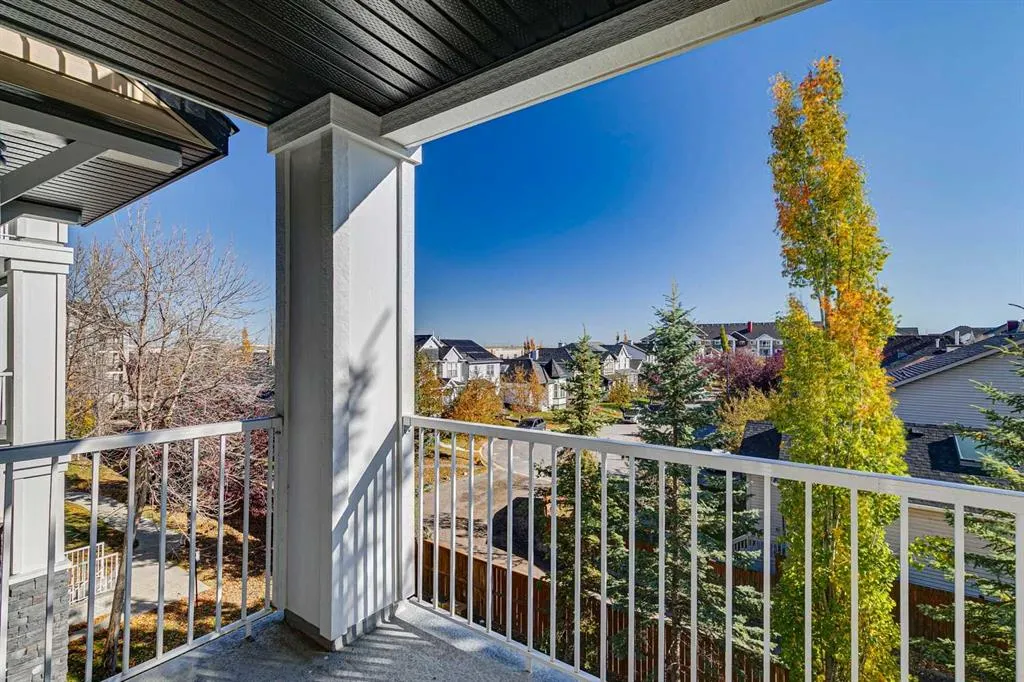 115 Prestwick Villas SE #1304