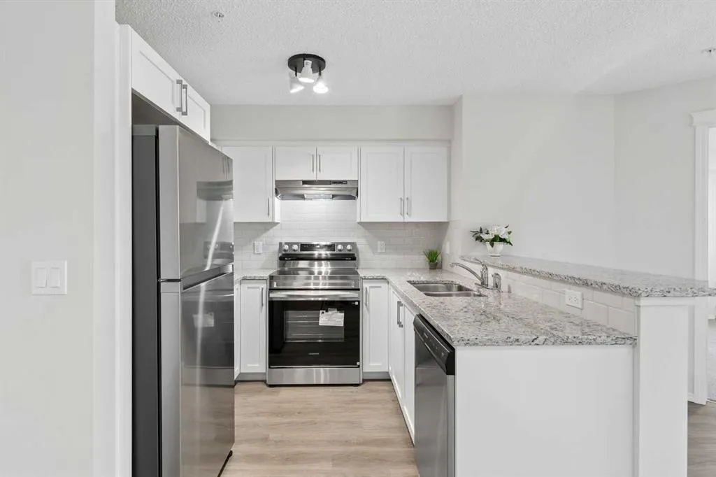 115 Prestwick Villas SE #1304