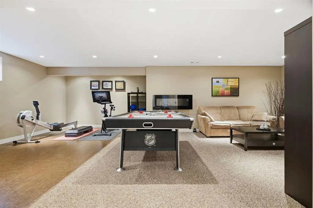 76 Crystal Green Drive