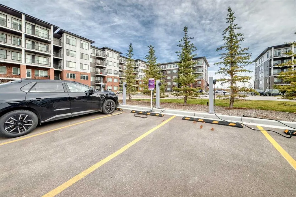 395 Skyview Parkway NE #2417