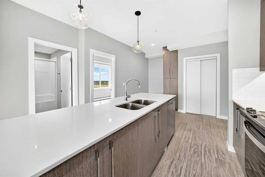 395 Skyview Parkway NE #2417