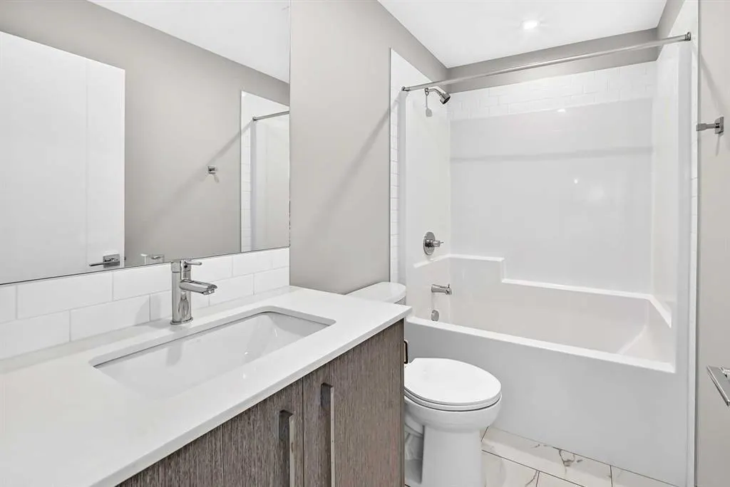 395 Skyview Parkway NE #2417