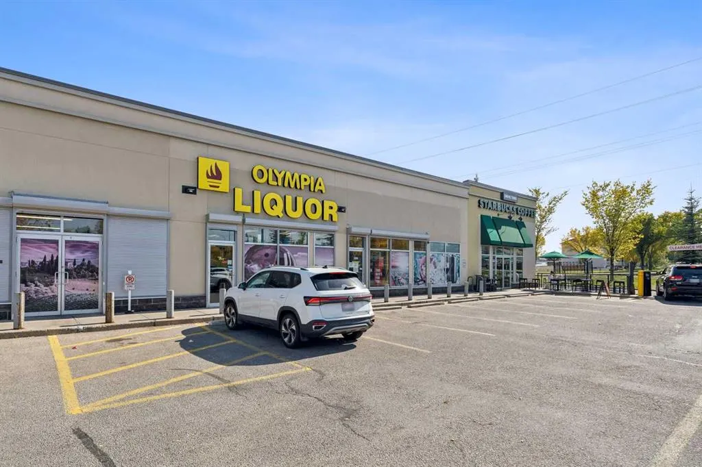 2371 Eversyde Avenue SW #2117
